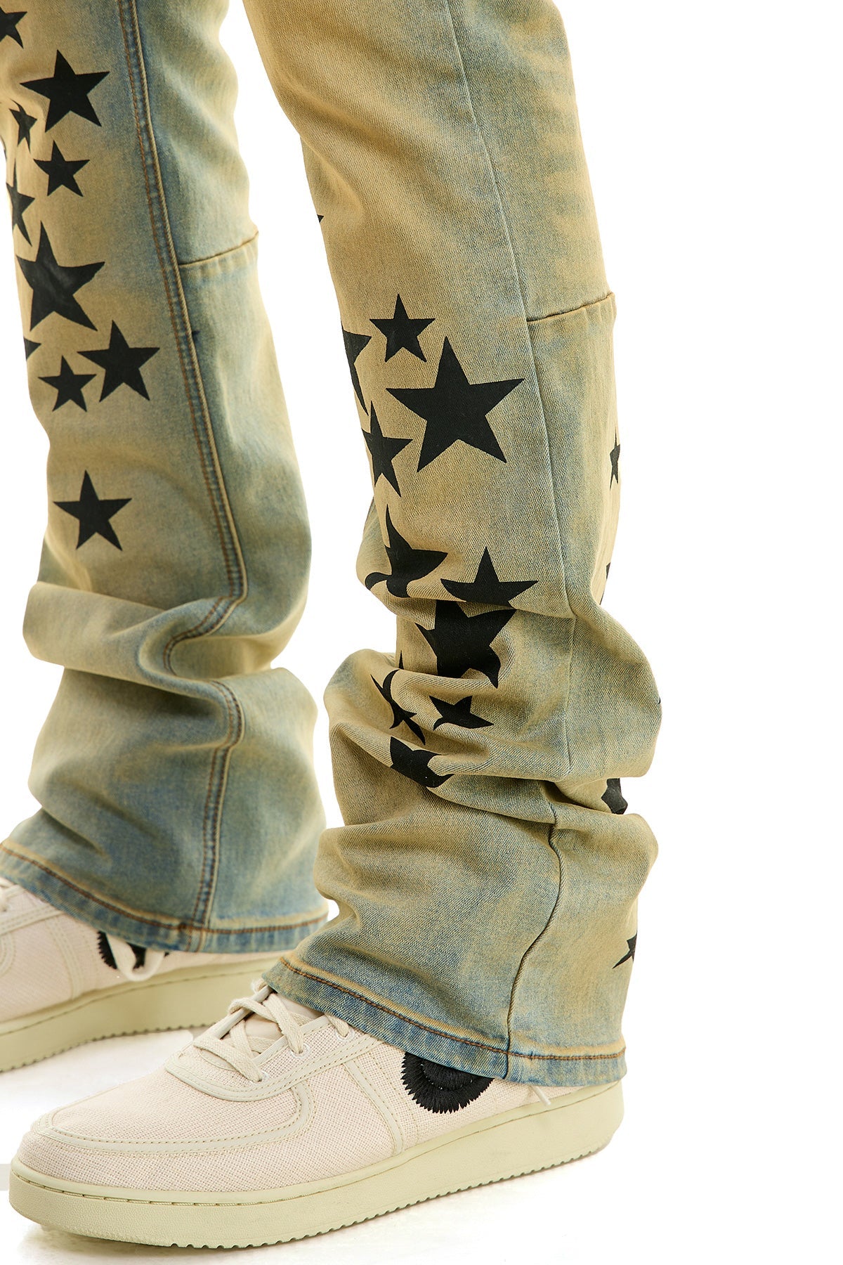 STAR FLARE JEANS