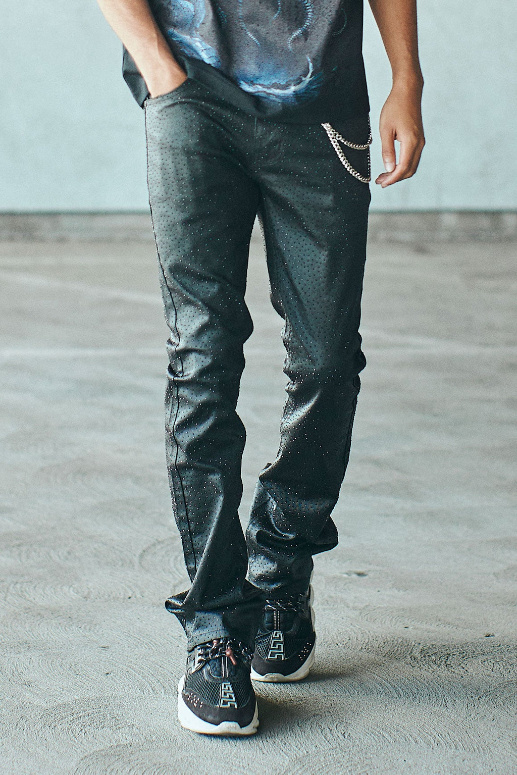 DESTROYER RHINESTONE JEANS