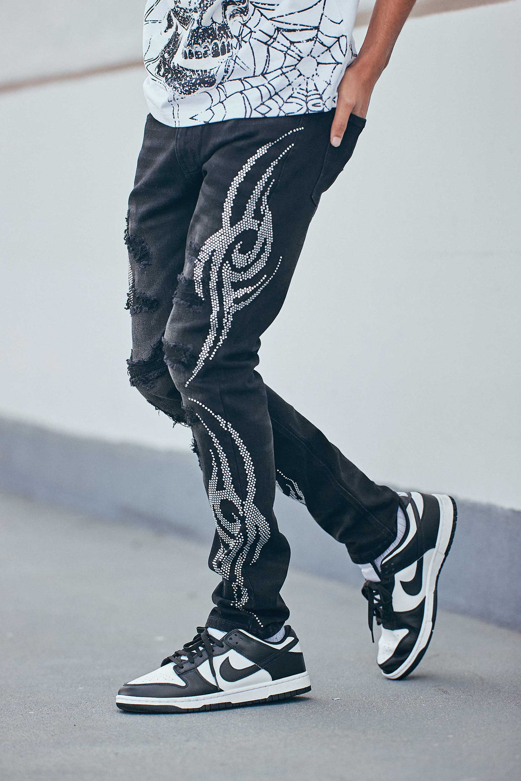 TRIBAL RHINESTONE SKINNY JEANS