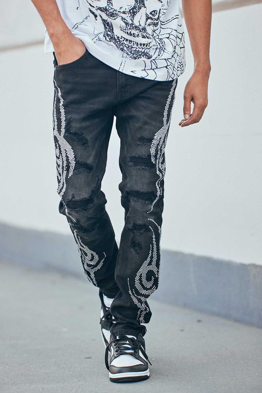 TRIBAL RHINESTONE SKINNY JEANS