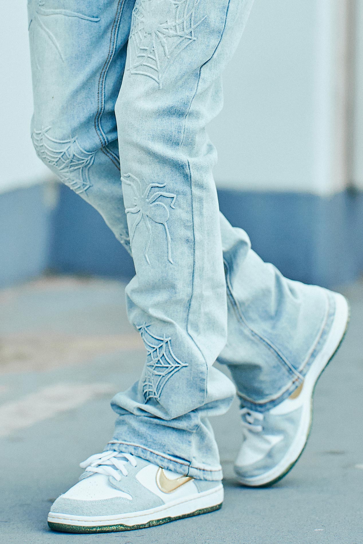 VENOM SKINNY FLARE JEANS