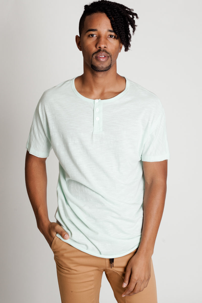 DOLMAN SLEEVE HENLEY TEE