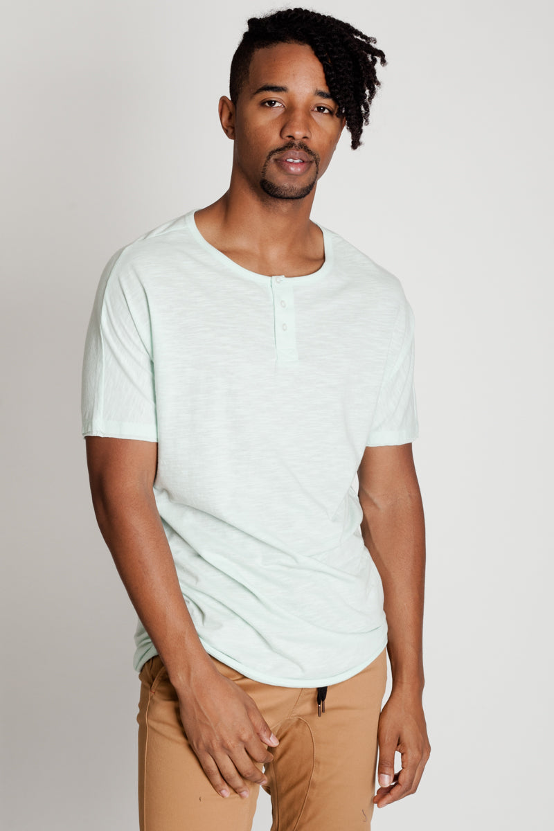DOLMAN SLEEVE HENLEY TEE