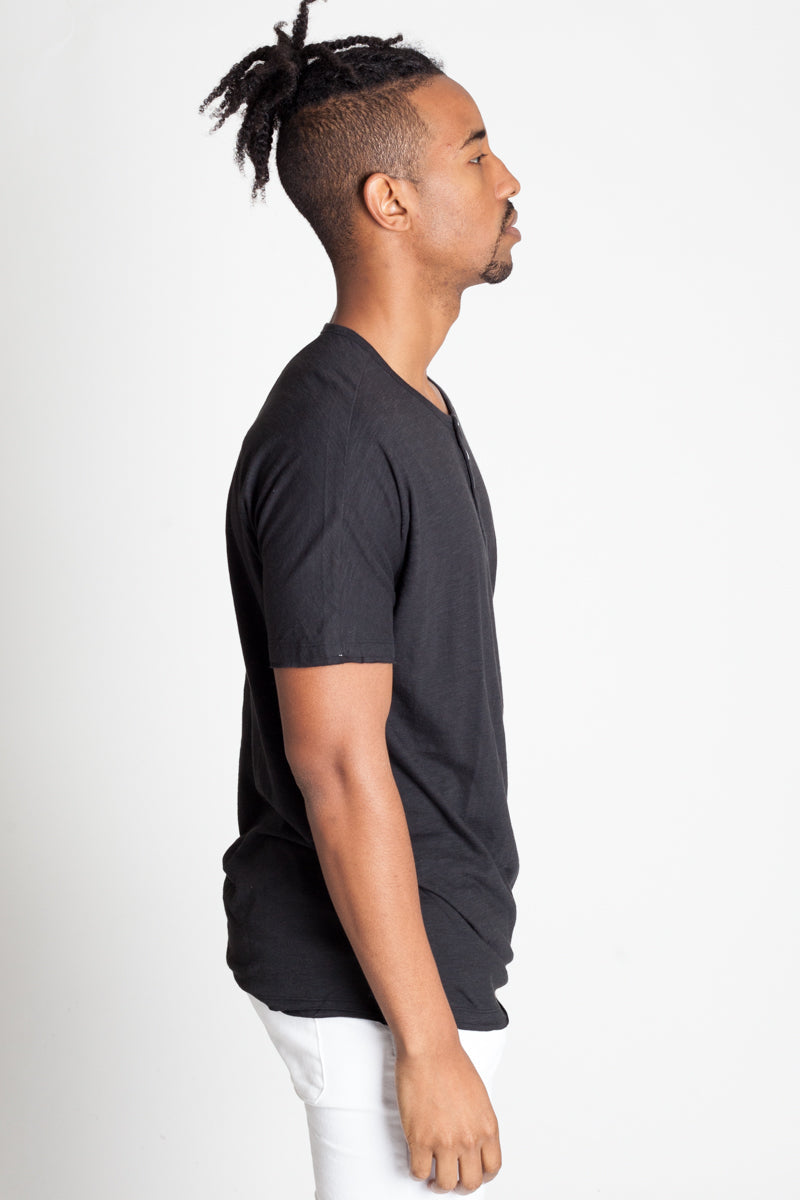 DOLMAN SLEEVE HENLEY TEE