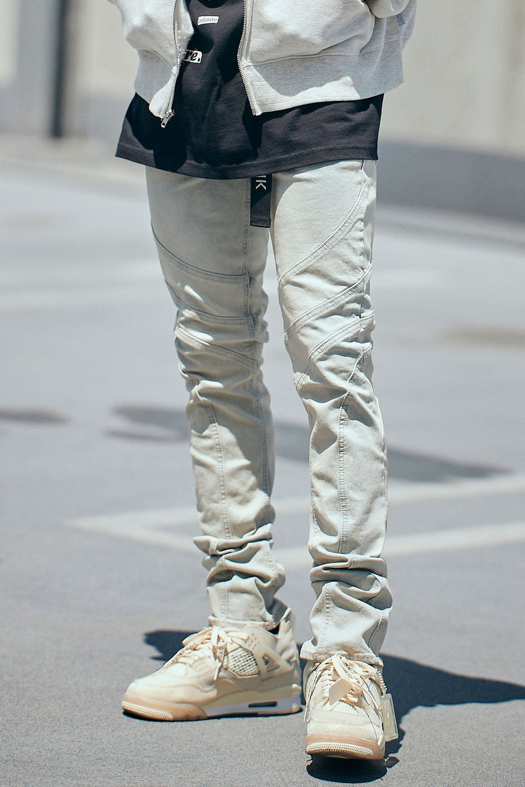 STACKED OVERLAP JEANS