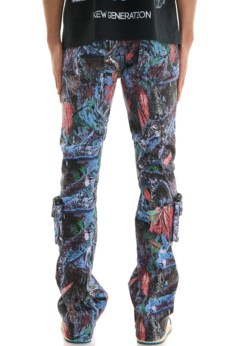 3D CARGO CAMO FLARE JEANS